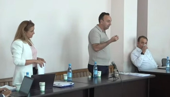 «Եկել է մարդ, որ ինձ պաշտպանի, բայց ես չգիտեմ այդ մարդուն»․ Հրայր Թովմասյան