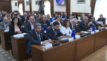 Երևանի ավագանու նիստը՝ ուղիղ միացմամբ