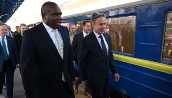 Antony Blinken and David Lammy arrive in Kyiv