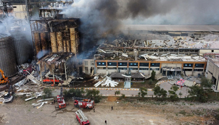 Sakarya pasta factory explosion in Türkiye injures 21, causes fire