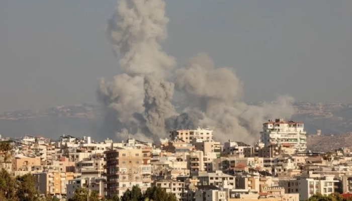 Israeli air strikes dead 492 people in Lebanon