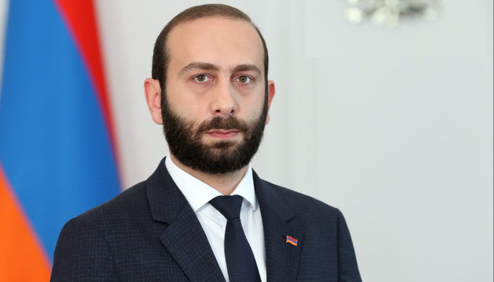 Արարատ Միրզոյանը մեկնել է Մոսկվա