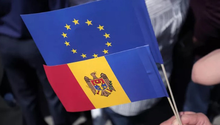 Moldova votes in presidential election, EU referendum