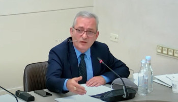 Փոփոխություններ՝ «Պետական պաշտոններ և պետական ծառայության պաշտոններ զբաղեցնող անձանց վարձատրության մասին» օրենքում