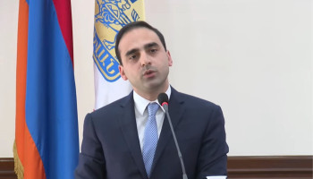 «Բա գիտեք, որ հարյուրավոր ավտոբուսներ, տասնյակ տրոլեյբուսներ ենք գնում, ո՞նց ենք անում»․ Տիգրան Ավինյան