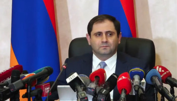 Սուրեն Պապիկյանի ասուլիսը՝ ուղիղ միացմամբ